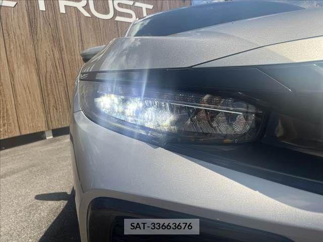 Honda CIVIC 2017-11 8354152-28