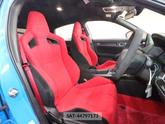 Honda CIVIC 2024-07 8354148-3