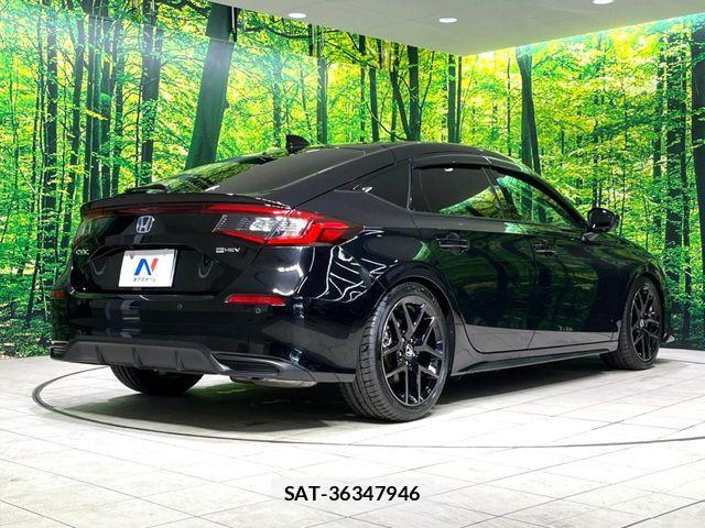 Honda CIVIC 2023-10 8354150-17