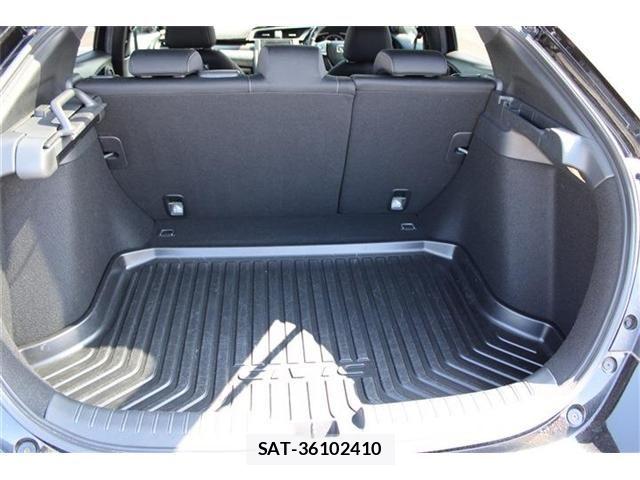 Honda CIVIC 2018-04 8365158-13
