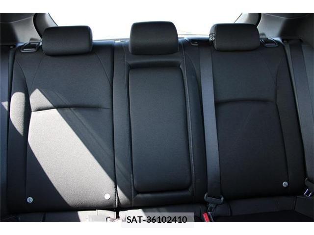 Honda CIVIC 2018-04 8365158-24