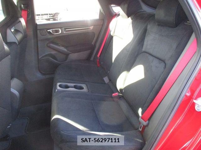 Honda CIVIC 2025-06 8365151-17