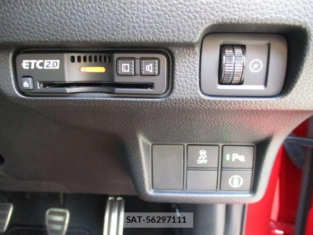 Honda CIVIC 2025-06 8365151-22