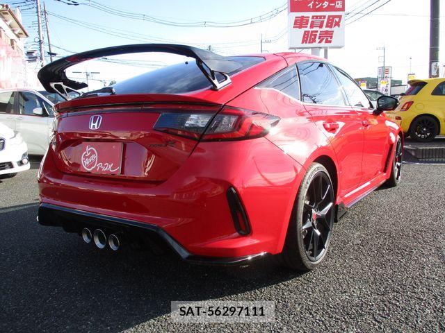 Honda CIVIC 2025-06 8365151-2