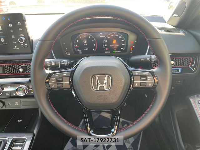 Honda CIVIC 2025-11 8365154-10