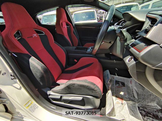 Honda CIVIC 2019-08 8365157-20