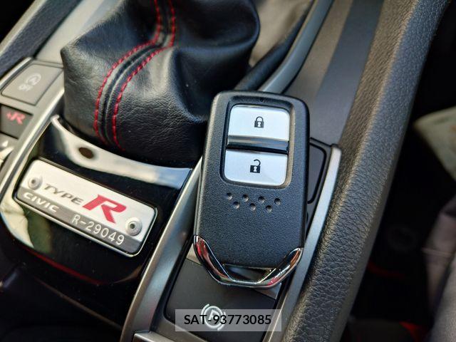 Honda CIVIC 2019-08 8365157-26