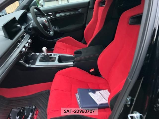 Honda CIVIC 2026-01 8365148-12