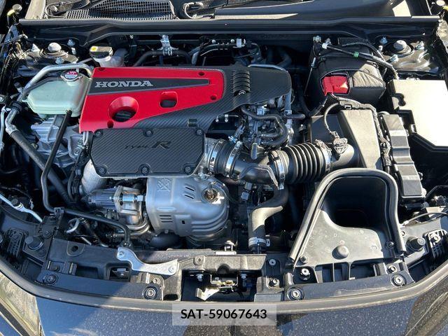 Honda CIVIC 2025-06 8365150-17