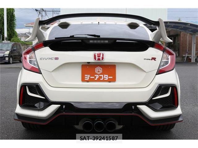 Honda CIVIC 2021-01 8371522-9
