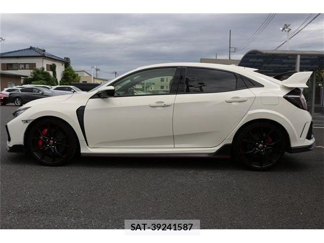 Honda CIVIC 2021-01 8371522-10