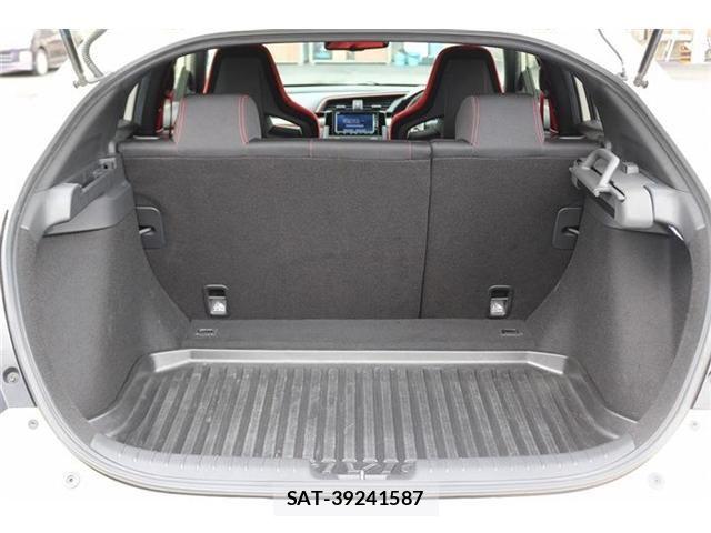Honda CIVIC 2021-01 8371522-16
