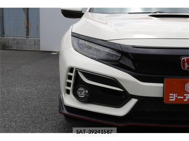 Honda CIVIC 2021-01 8371522-25