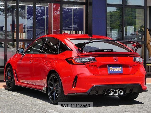 Honda CIVIC 2026-07 8411640-5