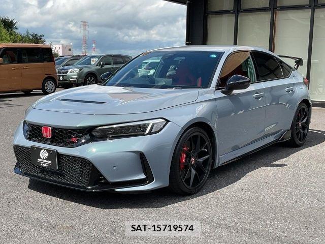 Honda CIVIC 2024-04 8411647-5