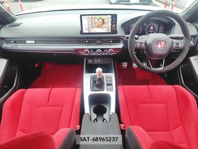 Honda CIVIC 2024-12 8411646-6
