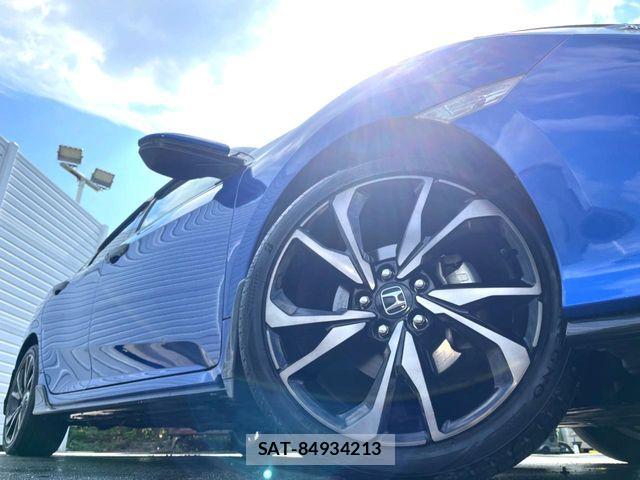 Honda CIVIC 2018-01 8437999-12