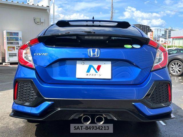 Honda CIVIC 2018-01 8437999-14