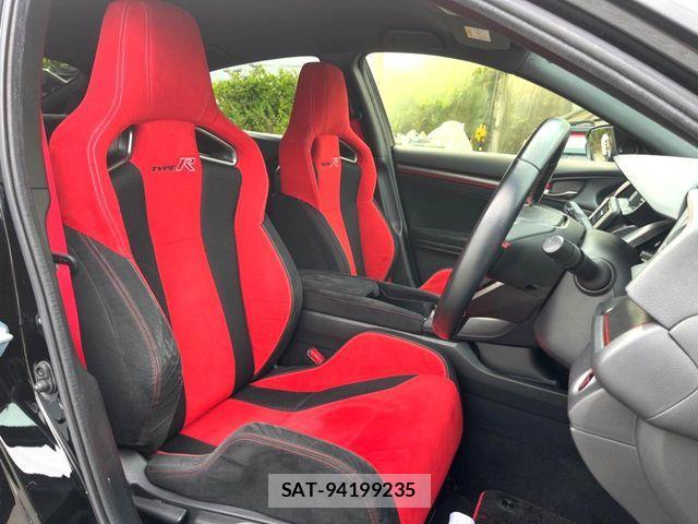 Honda CIVIC 2018-11 8437998-9