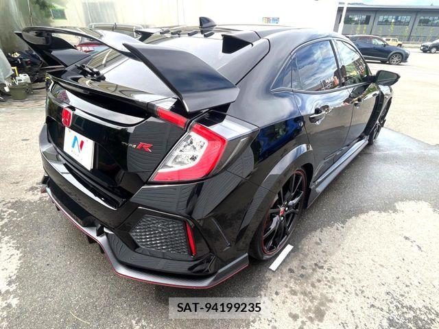 Honda CIVIC 2018-11 8437998-17