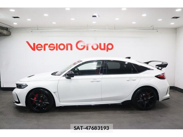 Honda CIVIC 2025-11 8524061-2