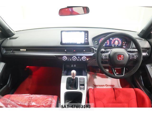 Honda CIVIC 2025-11 8524061-4