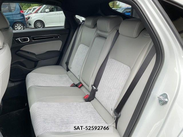 Honda CIVIC 2025-08 8561436-12