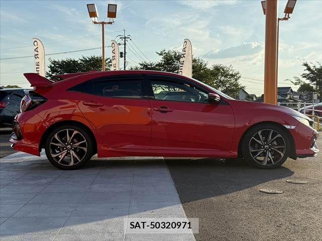Honda CIVIC 2018-09 8561441-11