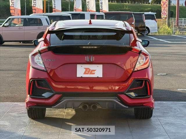 Honda CIVIC 2018-09 8561441-13
