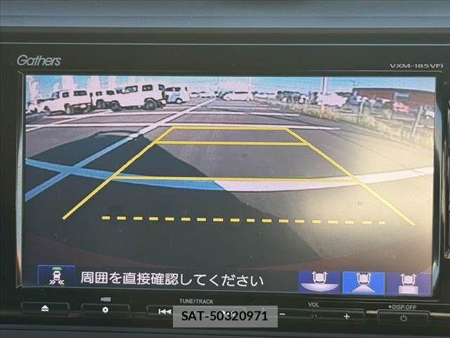 Honda CIVIC 2018-09 8561441-5