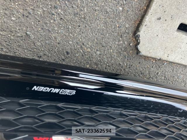 Honda CIVIC 2024-12 8561432-9