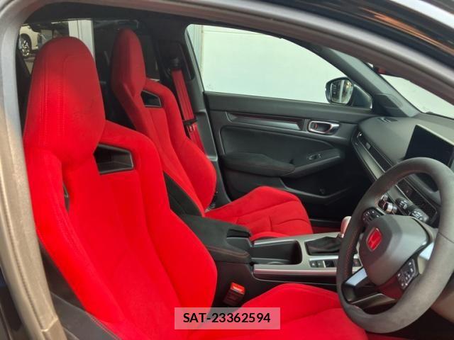 Honda CIVIC 2024-12 8561432-11