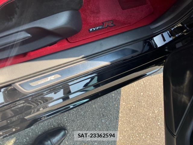 Honda CIVIC 2024-12 8561432-16