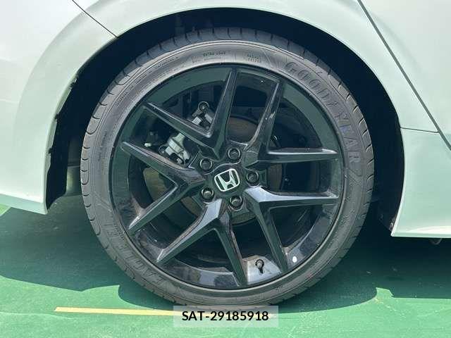 Honda CIVIC 2024-09 8561437-12