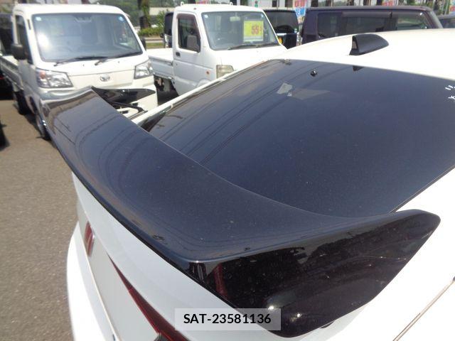 Honda CIVIC 2025-01 8561434-17