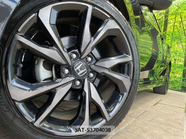 Honda CIVIC 2018-01 8626170-12
