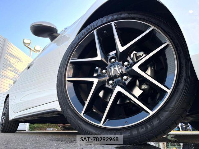 Honda CIVIC 2021-09 8626165-12
