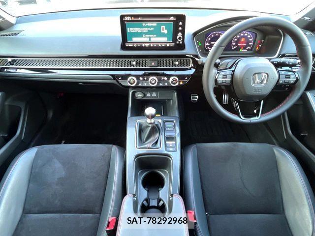 Honda CIVIC 2021-09 8626165-1