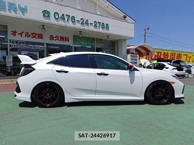 Honda CIVIC 2020-05 8626163-10
