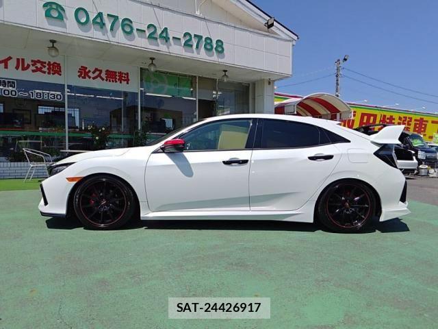 Honda CIVIC 2020-05 8626163-11
