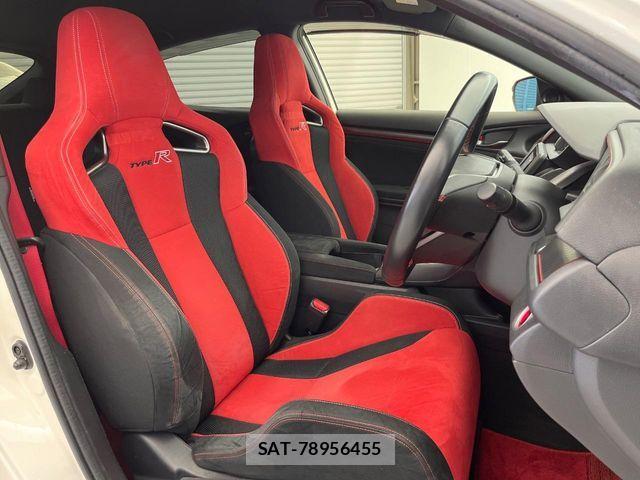 Honda CIVIC 2018-09 8665948-11
