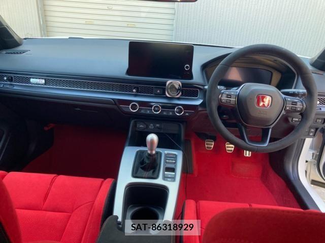 Honda CIVIC 2023-03 8665947-17