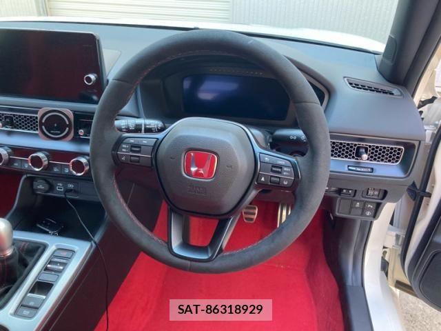 Honda CIVIC 2023-03 8665947-18