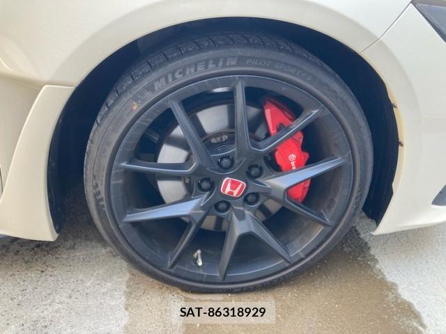 Honda CIVIC 2023-03 8665947-8