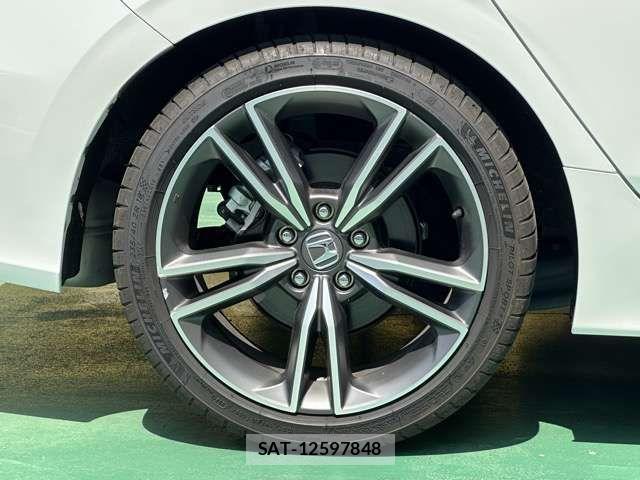 Honda CIVIC 2024-09 8658425-12