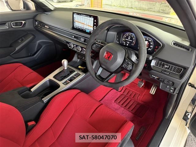 Honda CIVIC 2025-02 8658422-6