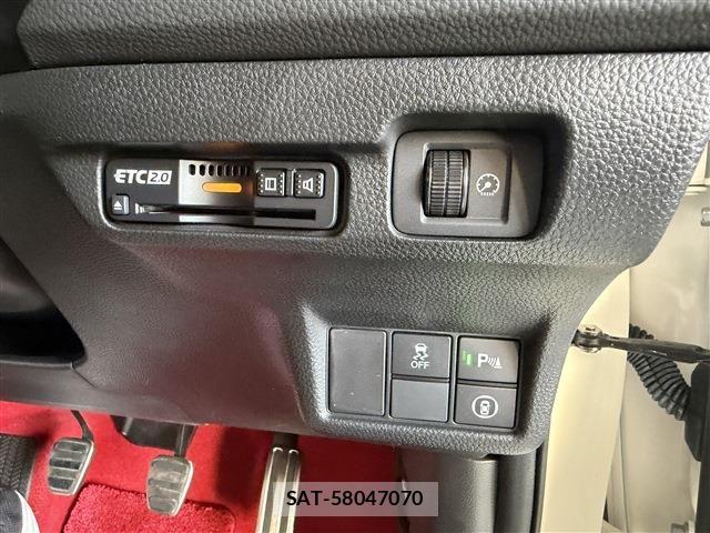 Honda CIVIC 2025-02 8658422-7
