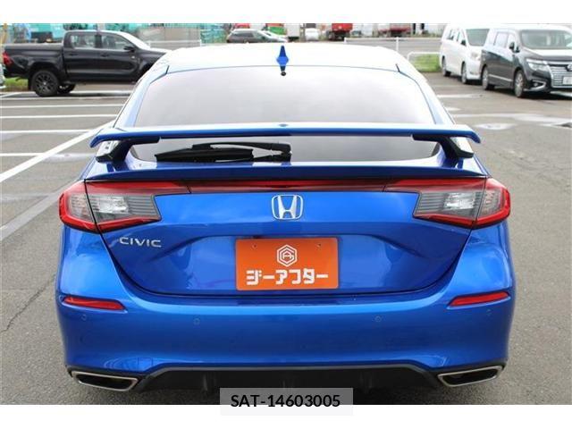 Honda CIVIC 2021-12 8665951-11