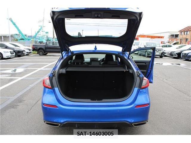 Honda CIVIC 2021-12 8665951-29