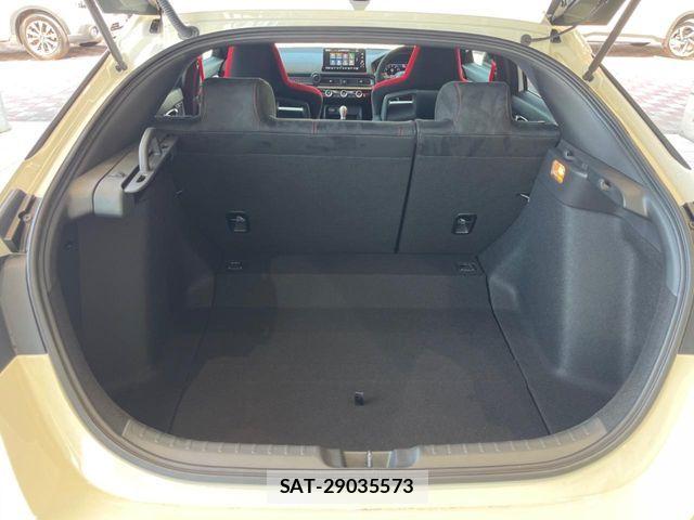 Honda CIVIC 2026-04 8665946-10